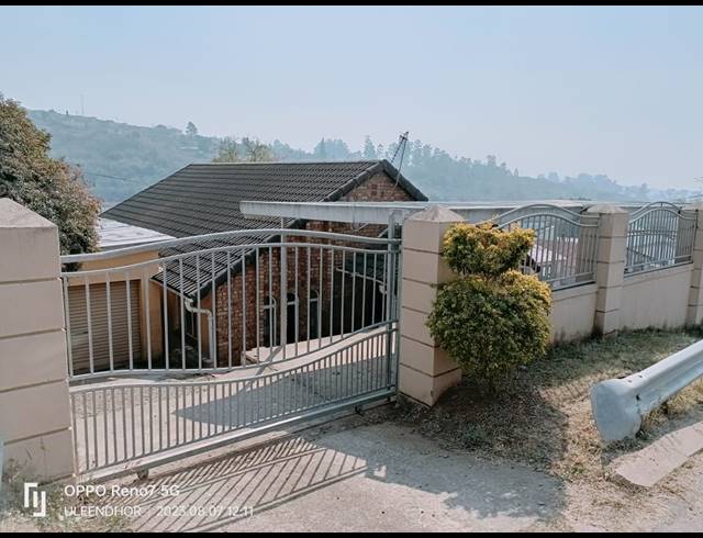 3 BEDROOM FREESTANDING FOR SALE IN EDENDALE N